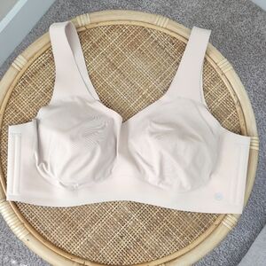 Honeylove V-Neck Bra